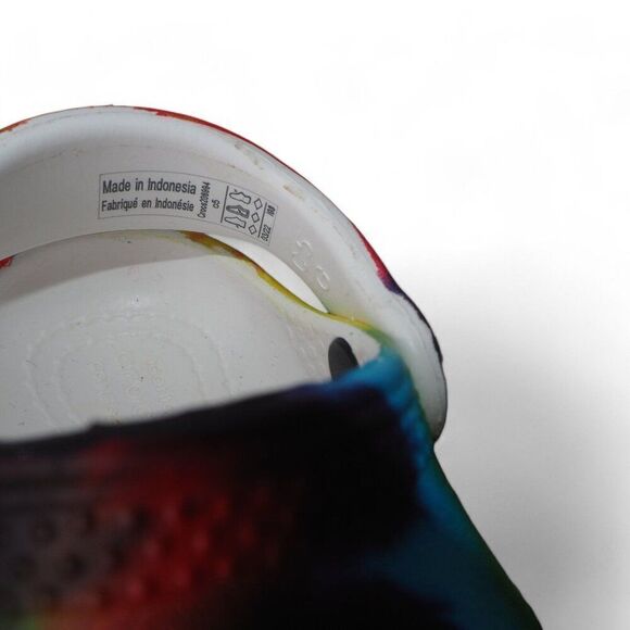 Crocs Classic "Rainbow Tie Dye" Colorful Clogs Multicolor Infant Toddler 5 - Picture 11 of 11
